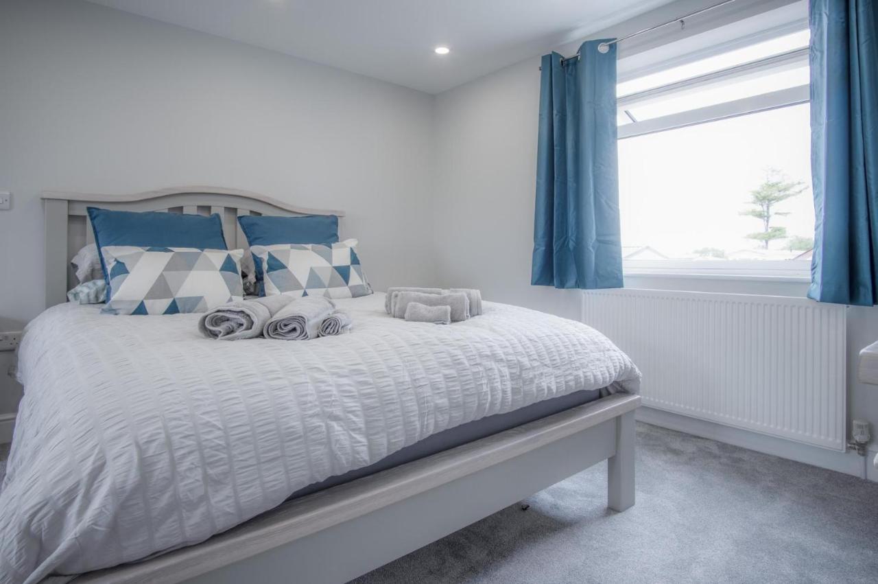 Pendeilo Villa - 5 Bedroom Holiday Home - Amroth Eksteriør billede