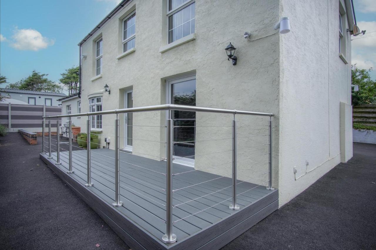 Pendeilo Villa - 5 Bedroom Holiday Home - Amroth Eksteriør billede
